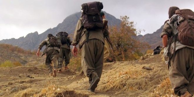 Darbe stne darbe yiyen PKK ses getirecek yeni eylem peinde