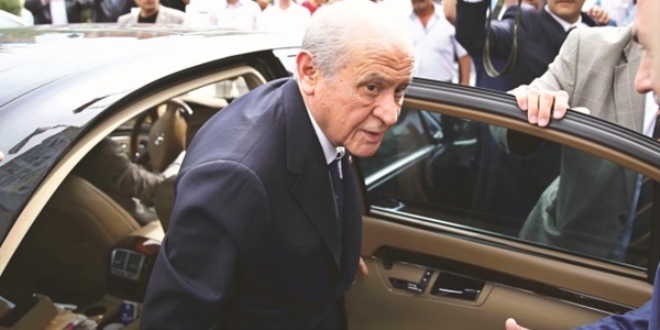 Bahçeli: Elimizi taşın altına koyarız
