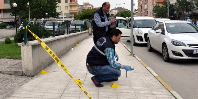 Çorum adliyesi önünde silahlı saldırı: 1 yaralı