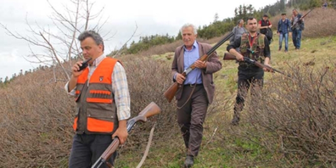 Giresun'da PKK'ya karşı silahlı yürüyüş