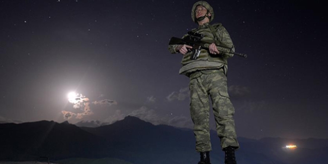 Sınırın 'Şahin Gözü' kuş uçurtmuyor
