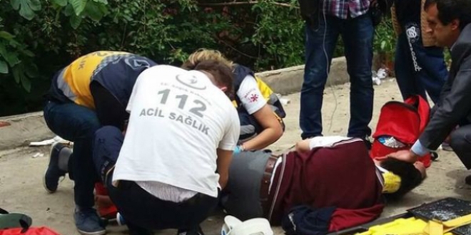 Arkadaşlarıyla iddiaya giren öğrenci okulun ikinci katından atladı