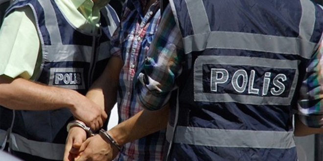 Adana'da terr operasyonu: 21 pheli tutukland