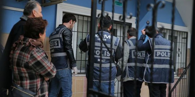 'Paralel örgüt yüklü miktarda parayı yurtdışına aktarmış'