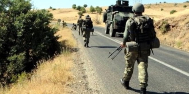 emdinli'de 4 asker ehit oldu