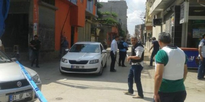Adana'da sivil polis, silahl saldrda ehit oldu