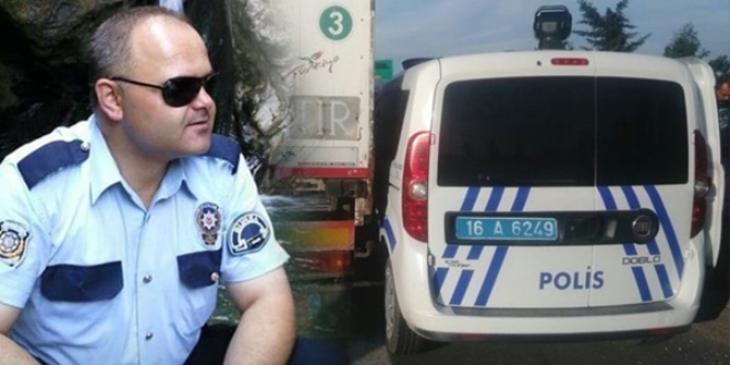Polis ekibine TIR çarptı: 1 polis şehit