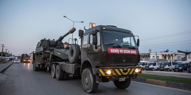 Suriye sınırına 'Fırtına obüsü' sevkiyatı