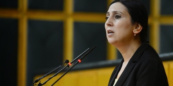 Figen Yüksekdağ talimat almaya gitti