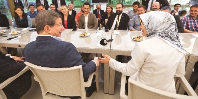 Davutoğlu İstanbul'a taşınıyor