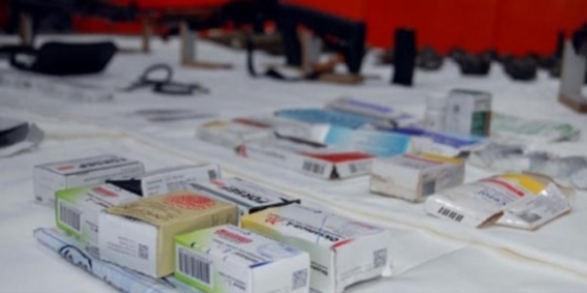 Şırnak'ta mühimmat, tıbbi malzeme ve el yapımı patlayıcı ele geçirildi