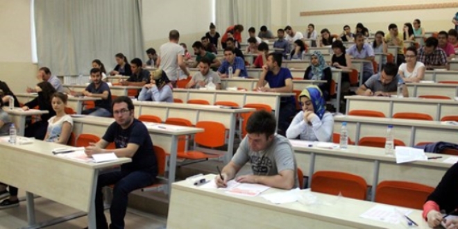2016 KPSS'de hatalı soruları konuşuyoruz