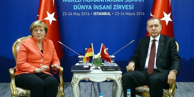 'AB vize konusunda Türkiye'nin hassasiyetlerini değerlendirecek'