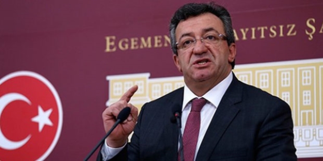 CHP: HDP'ye, AYM için imza verenin partide yeri yoktur