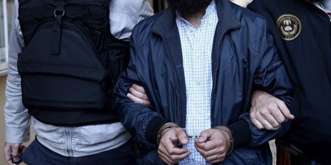 Bursa'da DAEŞ operasyonu: 12 kişi gözaltında