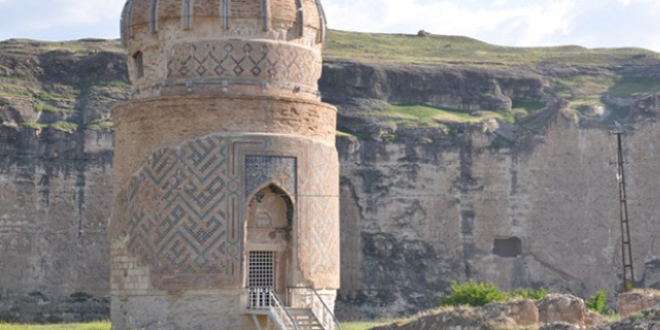 Hasankeyf, tarihi ve k�lt�r varl�klar� ile ta��nacak