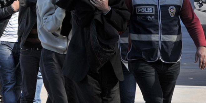 Ter�rizme finansman sa�lama iddias�yla 3 ki�iye g�zalt�