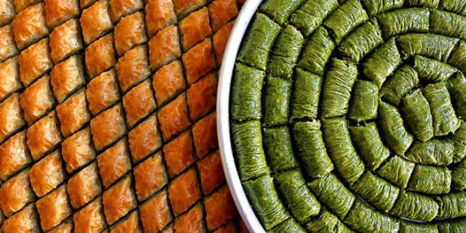 Yabancıların ağzı Türk baklavasıyla tatlandı