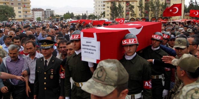 Şehit Astsubay Tıraş, son yolculuğuna uğurlandı