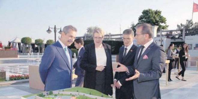 Sancar'ın Vakfı'na destek yağdı
