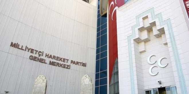 MHP, Genel merkezde '3'te 2' formülü