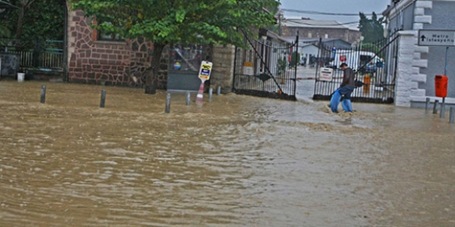 Meteoroloji'den sel ve heyelan uyarısı
