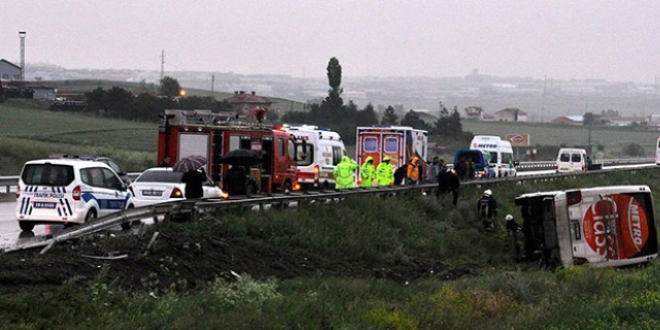 Çorum'da otobüs devrildi: 21 yaralı