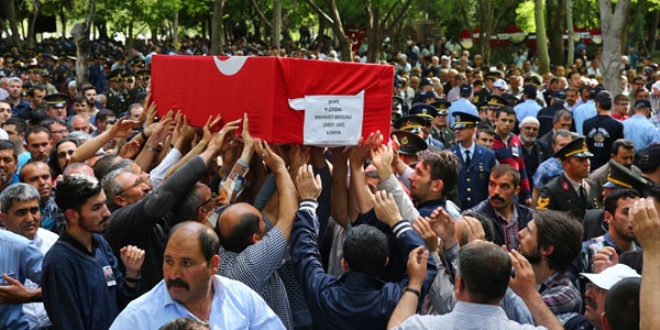 Şehit Üsteğmen Düzenli, Konya'da toprağa verildi