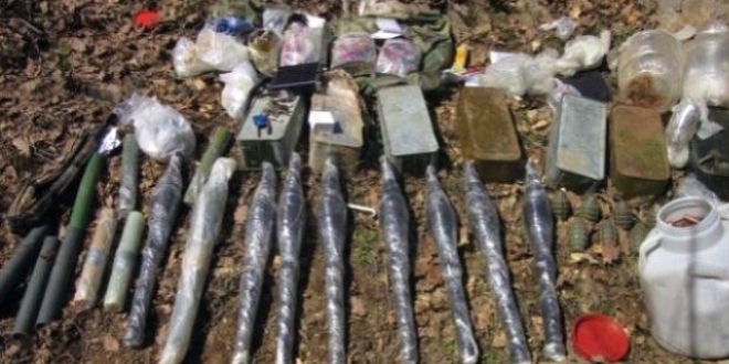 Şırnak'ta toprağa gömülü 59 RPG anti tank mühimmatı ele geçirildi