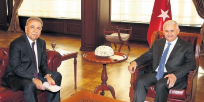 Beni başkan seçmediniz demek ki uzağı gördünüz