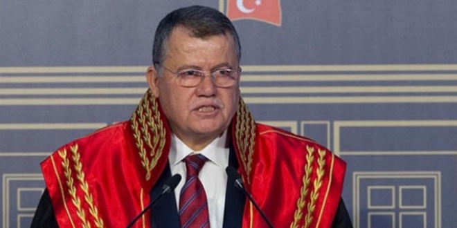 'Hakim fehim, müstakim ve emin, mekin, metin olmalıdır'