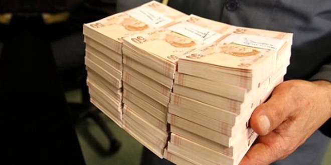 Türkiye'nin borcu artıyor mu, hangi veriye bakılmalı?