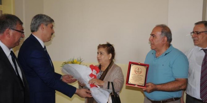 �ehit maa�� ile mezun oldu�u okula laboratuvar yapt�r�ld�