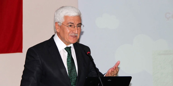 Y�z� a�k�n memura soru�turma a�an Vali de merkeze al�nd�