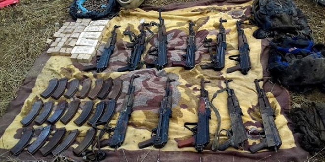 M�himmatlar� ele ge�irilen ter�ristler teslim oluyor