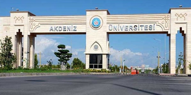 Emekli öğretmenin cesedi kadavra olarak bağışlandı