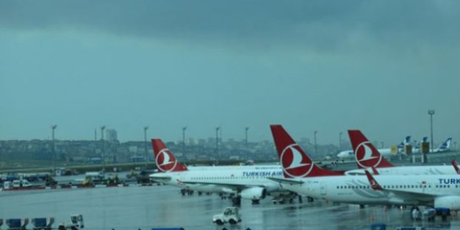 Atatürk havalimanında pilotlar zor anlar yaşadı