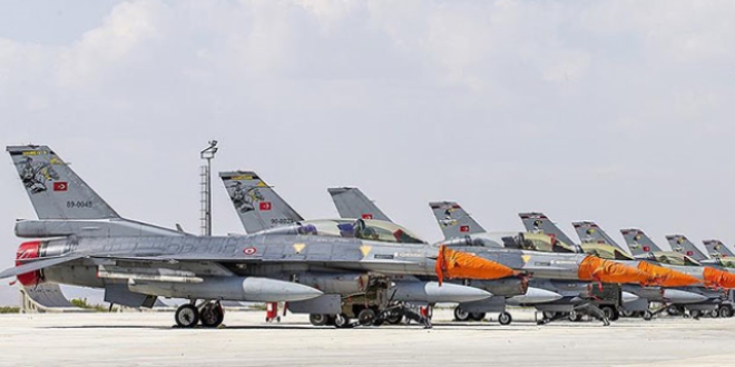 'D�nyan�n en iyi pilotu' Anadolu Kartal�'nda e�itiliyor