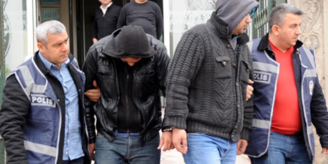'Kolanın sırrı' cinayetinde tahliye