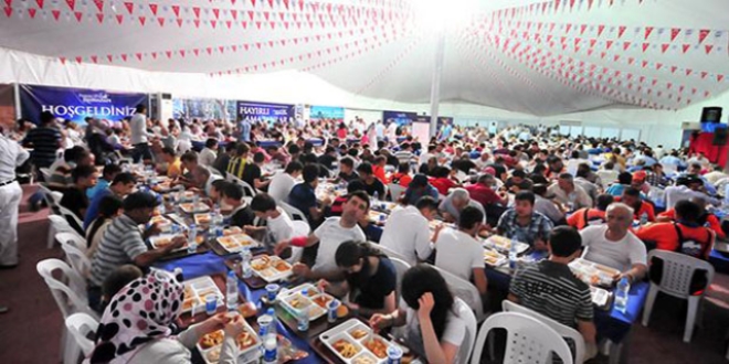 Ramazan sofralar� binlerce ki�iyi misafir edecek
