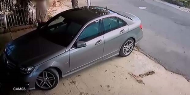Komşusunun otomobilini çizen kişiye 3 bin lira ceza