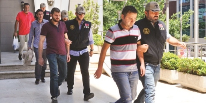 2'si bölge imamı 40 kişi gözaltında
