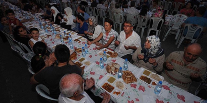 'Ramazanda israftan ka��n�n'