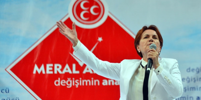 Akşener: Bir ülkenin itibari bu kadar 2 paralık edilmez
