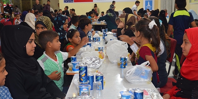 Türkiye'den dünyaya 150 milyon TL'lik iftar
