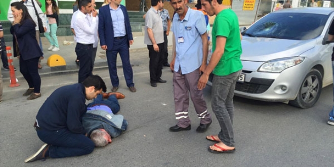 Kazayı gören doktor müdahale etti, yaralı hayata döndü