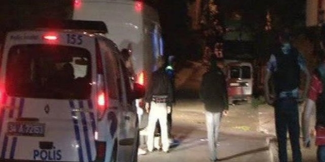 İstanbul Çekmeköy'de sokağa bırakılan bomba patladı