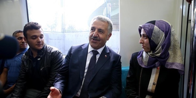'Banliyö hatları 2 yıl içinde hizmete sunulacak'