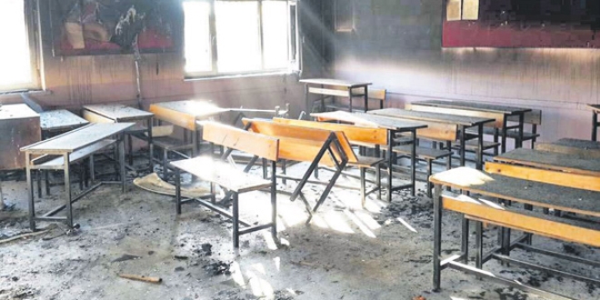 Teröristlerin yaktığı okullardan TEOG sınavı birincileri çıktı