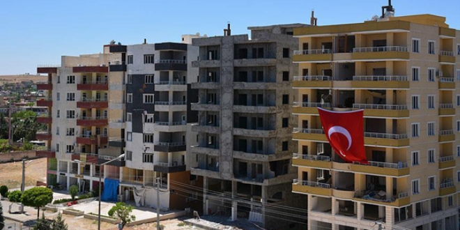 Midyatlılar, terörün izlerini silmeye çalışıyor